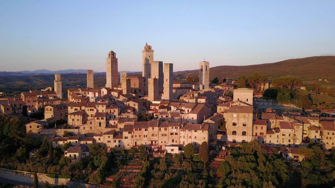 Castello Di Fulignano Soarzio Panoramic Apartment San Gimignano Exterior foto